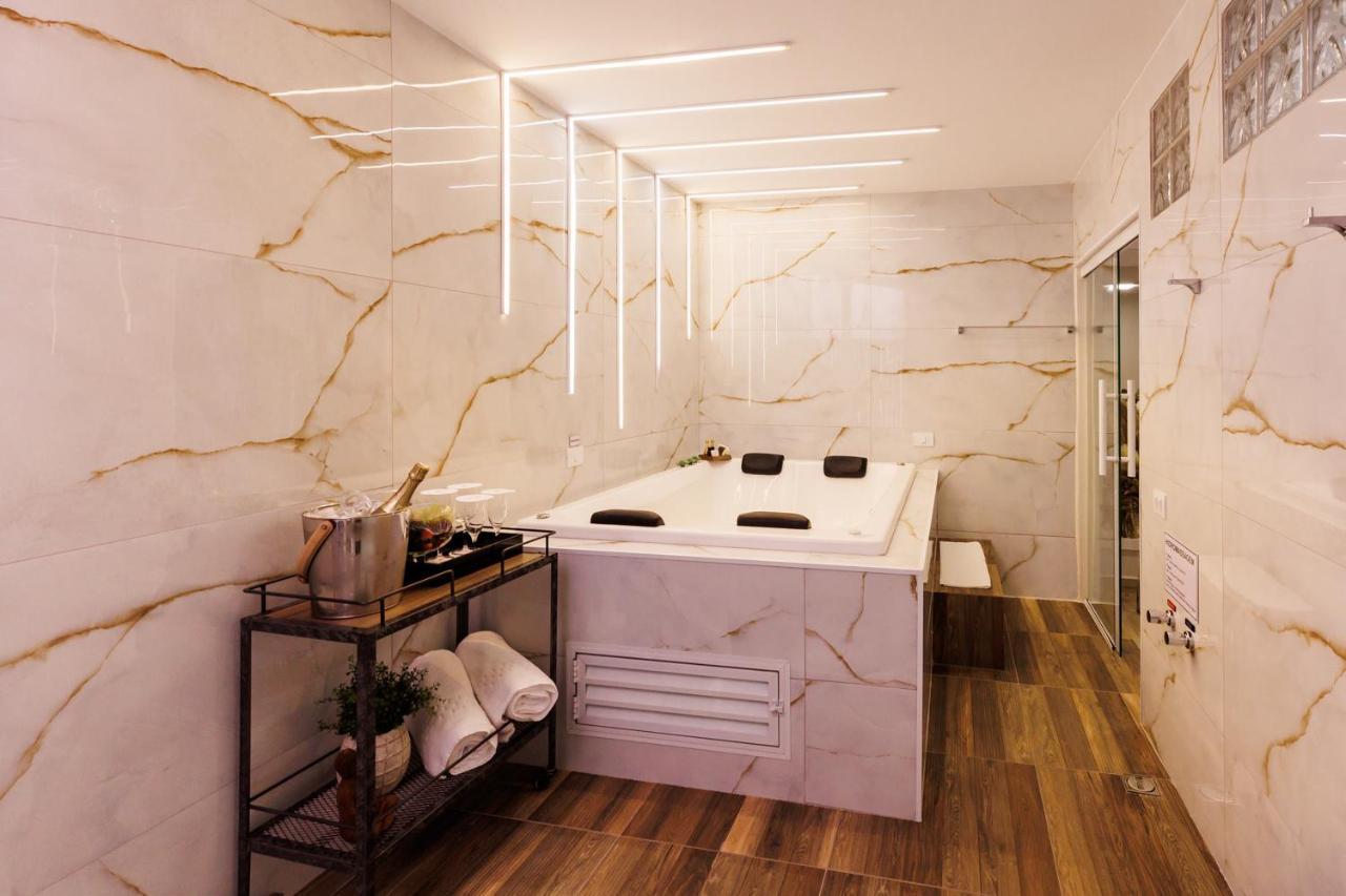 Hotel Tonello Business