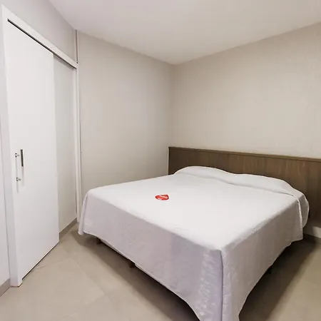 Tonello Business Hotel Campo Mourao Exterior photo